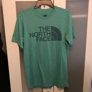 Men’s Small North Face T-Shirt